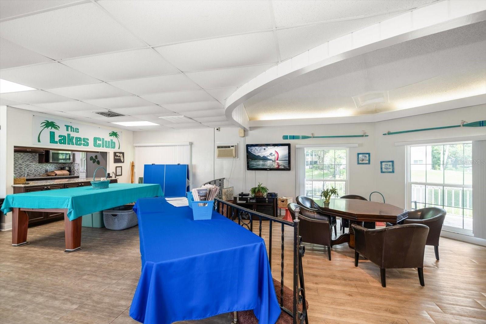 Image 37 of 46 For 948 Virginia Street 202