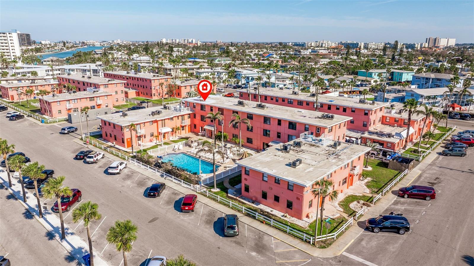 Listing photo id 27 for 6800 Sunset Way 1003