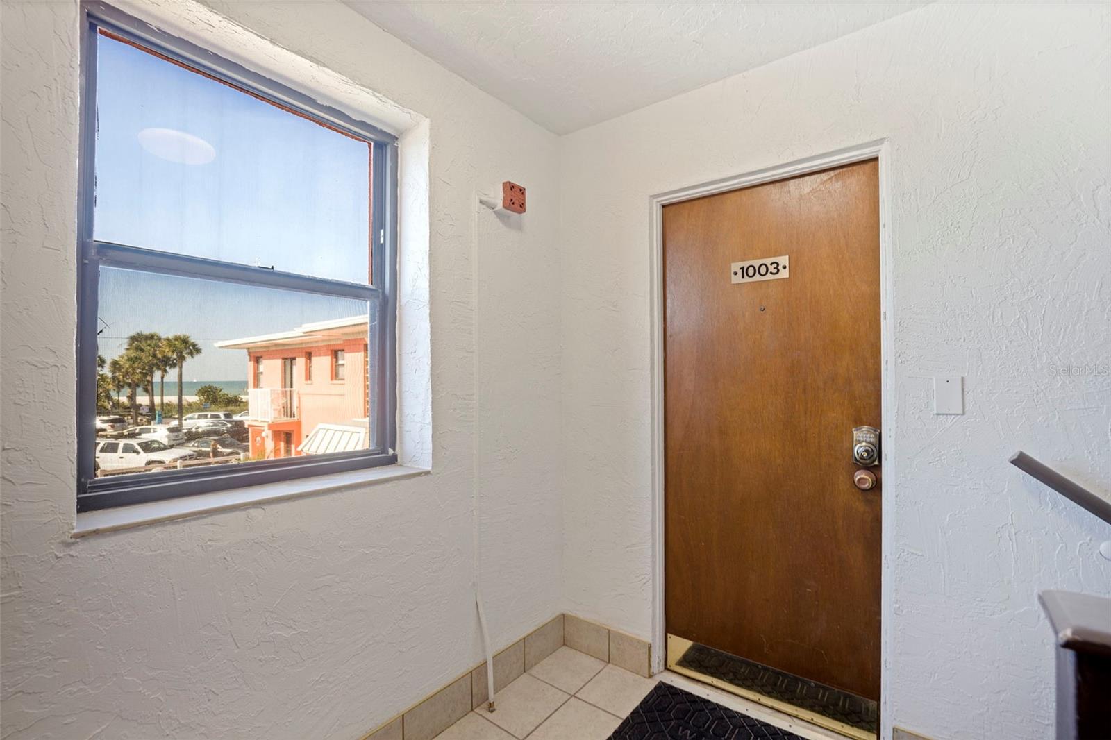 Listing photo id 4 for 6800 Sunset Way 1003