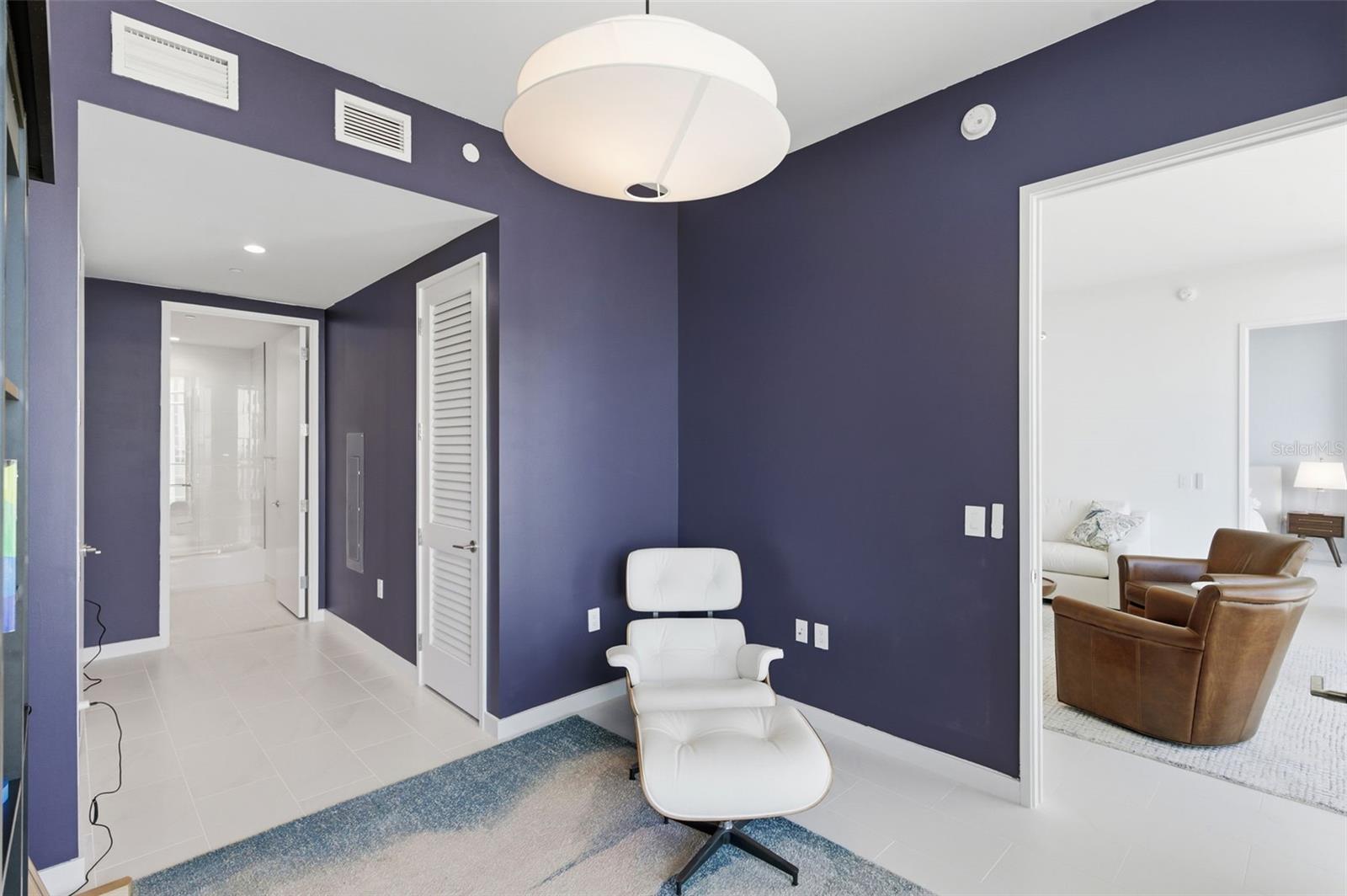 Image 26 of 48 For 400 Central Avenue 1504