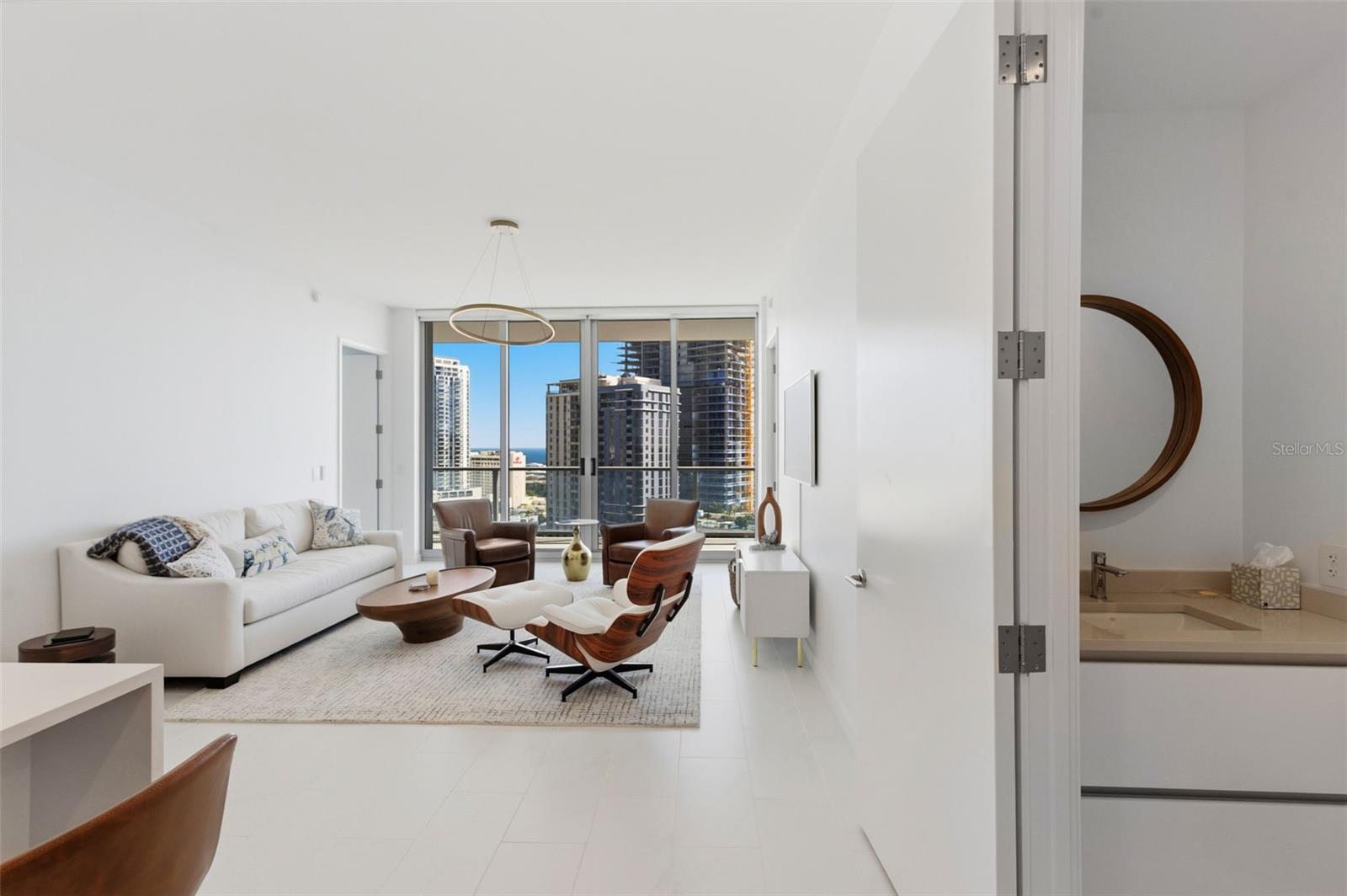 Image 3 of 48 For 400 Central Avenue 1504