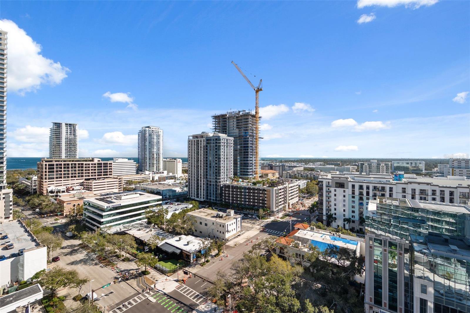 Image 35 of 48 For 400 Central Avenue 1504