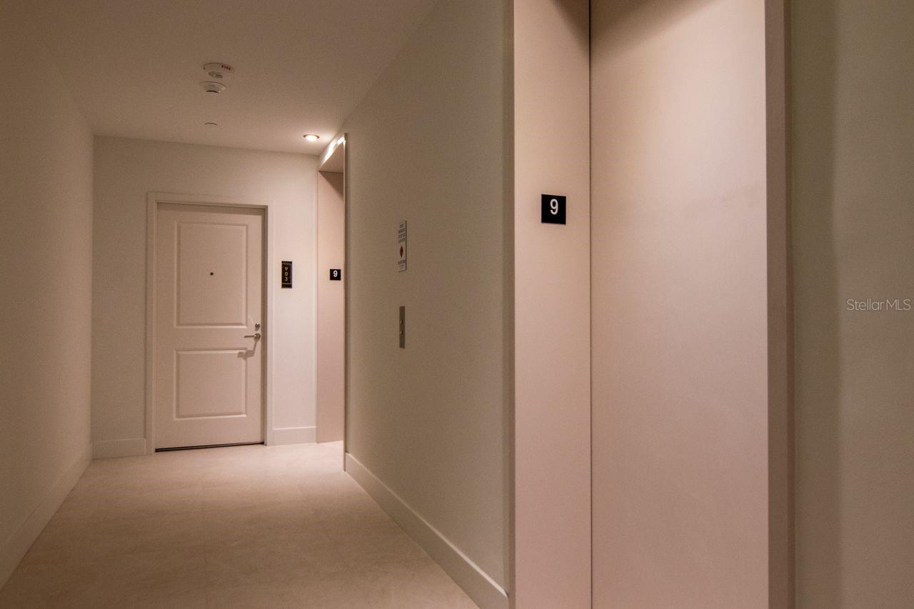 Listing photo id 26 for 3015 Ysabella Avenue 903