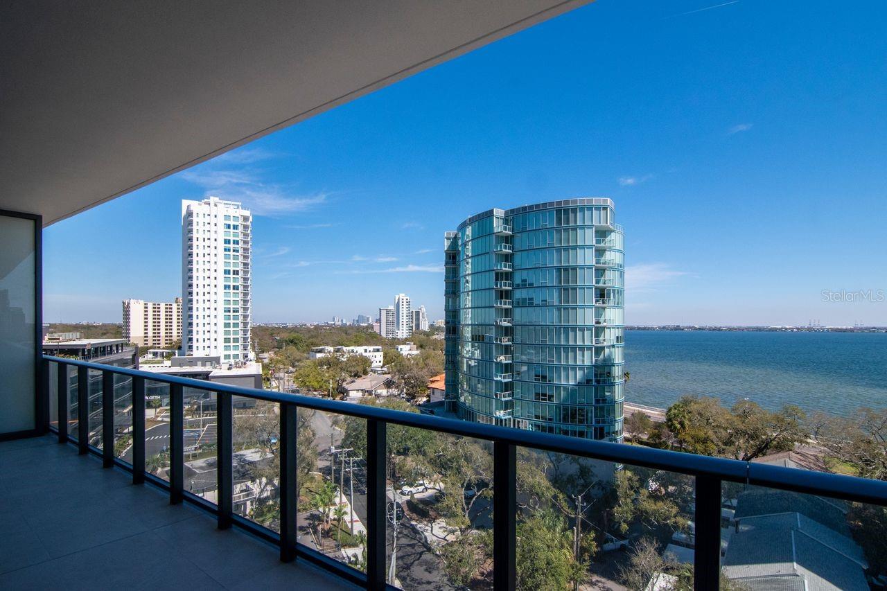 Listing photo id 29 for 3015 Ysabella Avenue 903