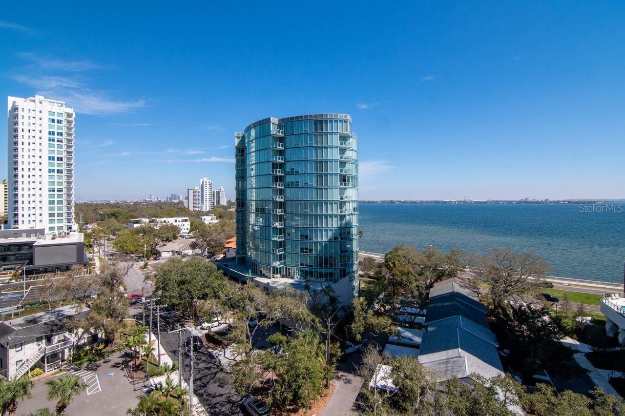 Listing photo id 32 for 3015 Ysabella Avenue 903