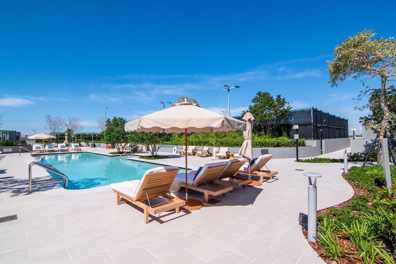 Listing photo id 61 for 3015 Ysabella Avenue 903