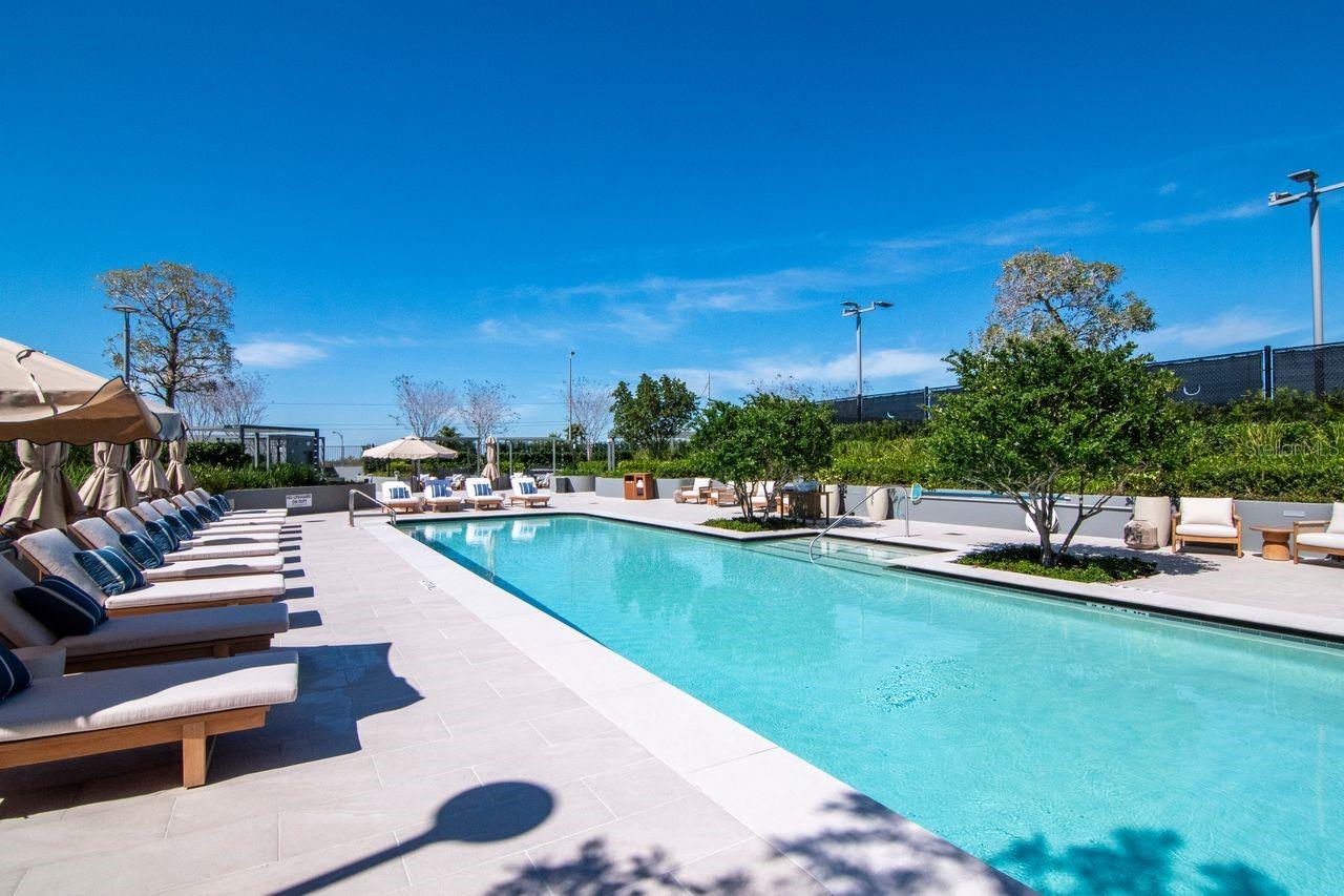 Listing photo id 63 for 3015 Ysabella Avenue 903