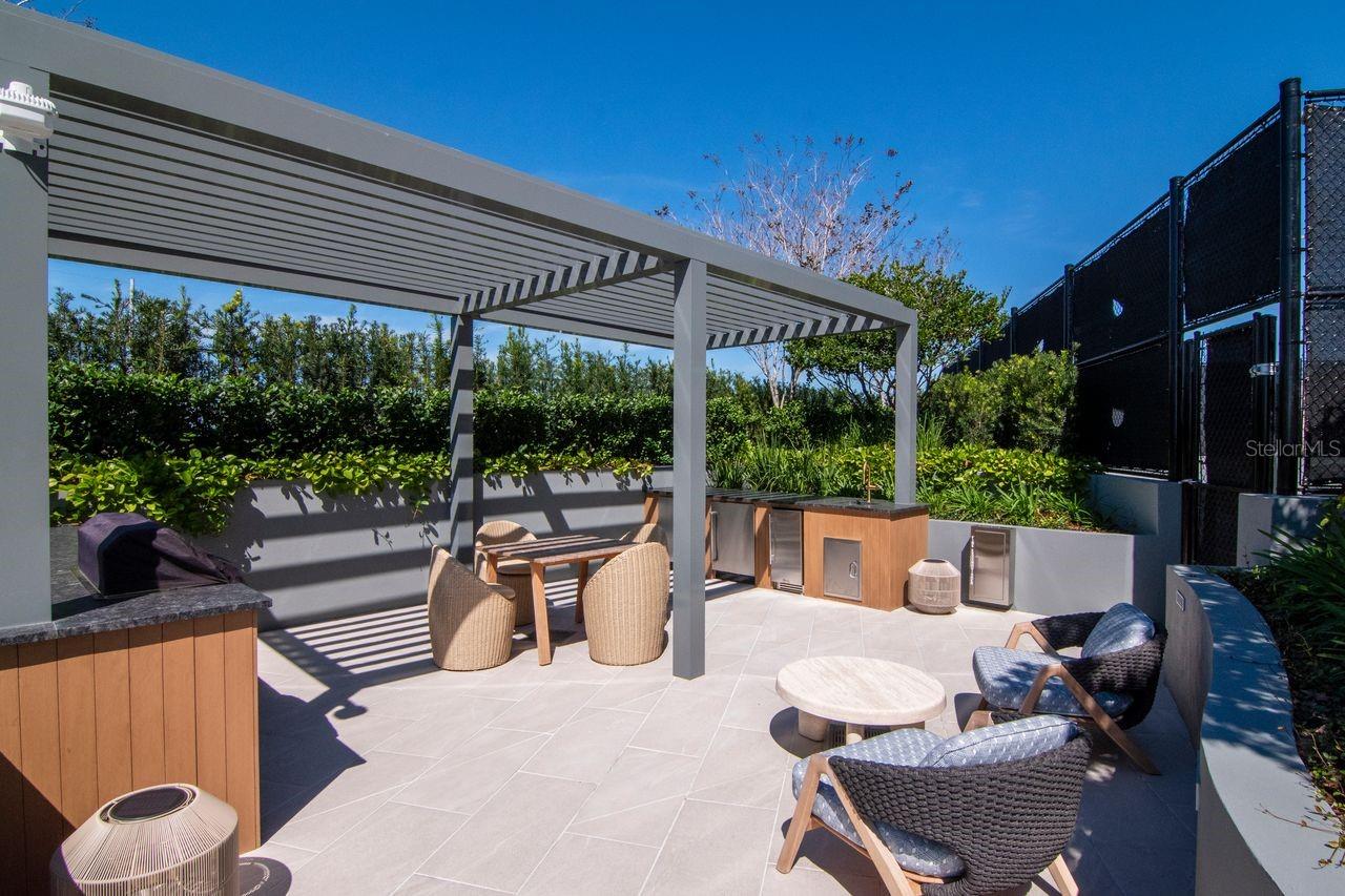 Listing photo id 70 for 3015 Ysabella Avenue 903