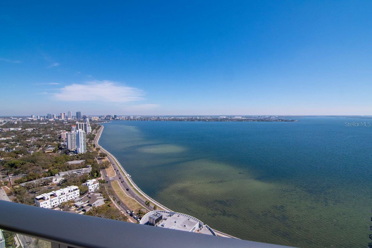 Listing photo id 76 for 3015 Ysabella Avenue 903