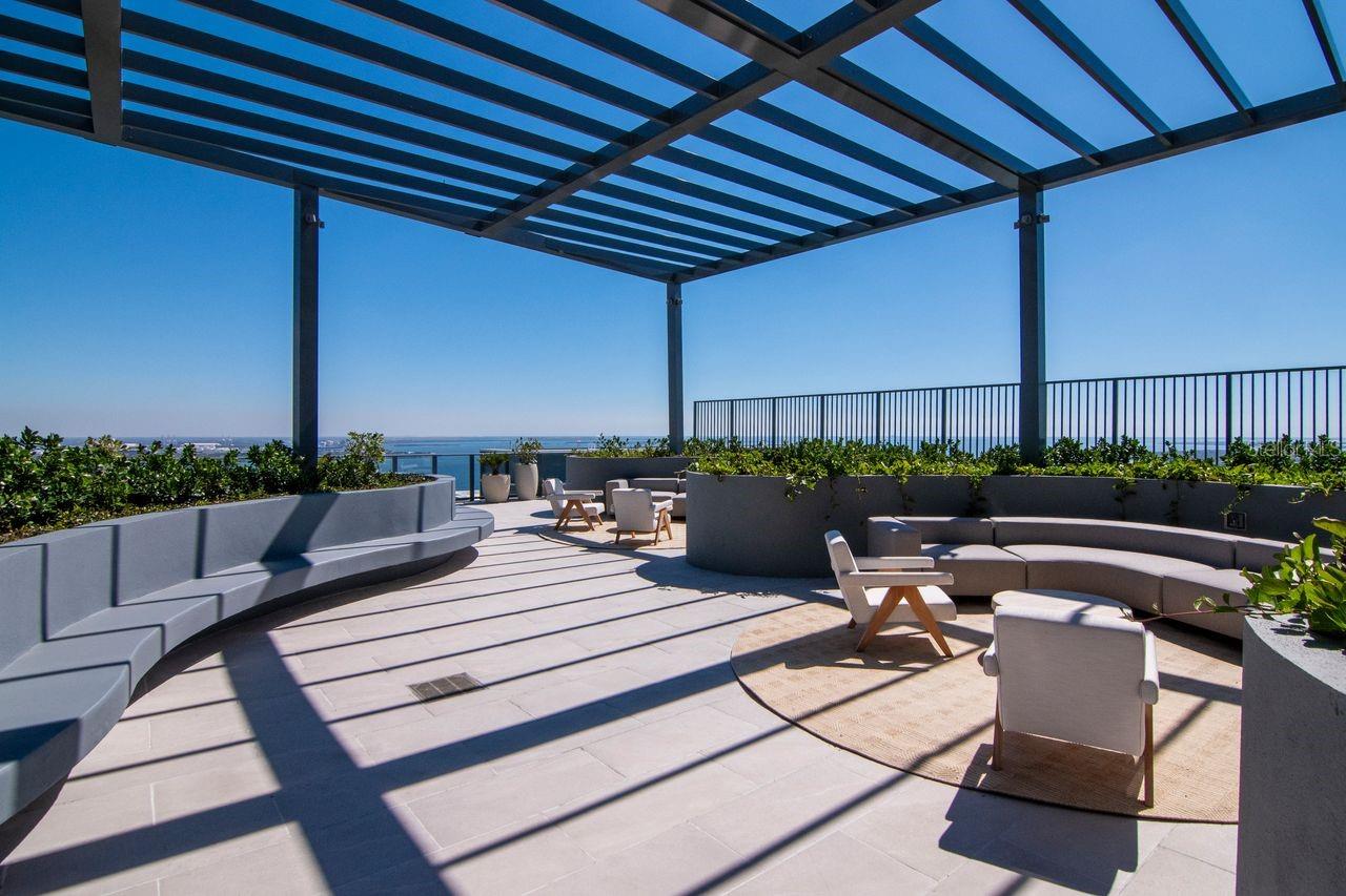 Listing photo id 81 for 3015 Ysabella Avenue 903