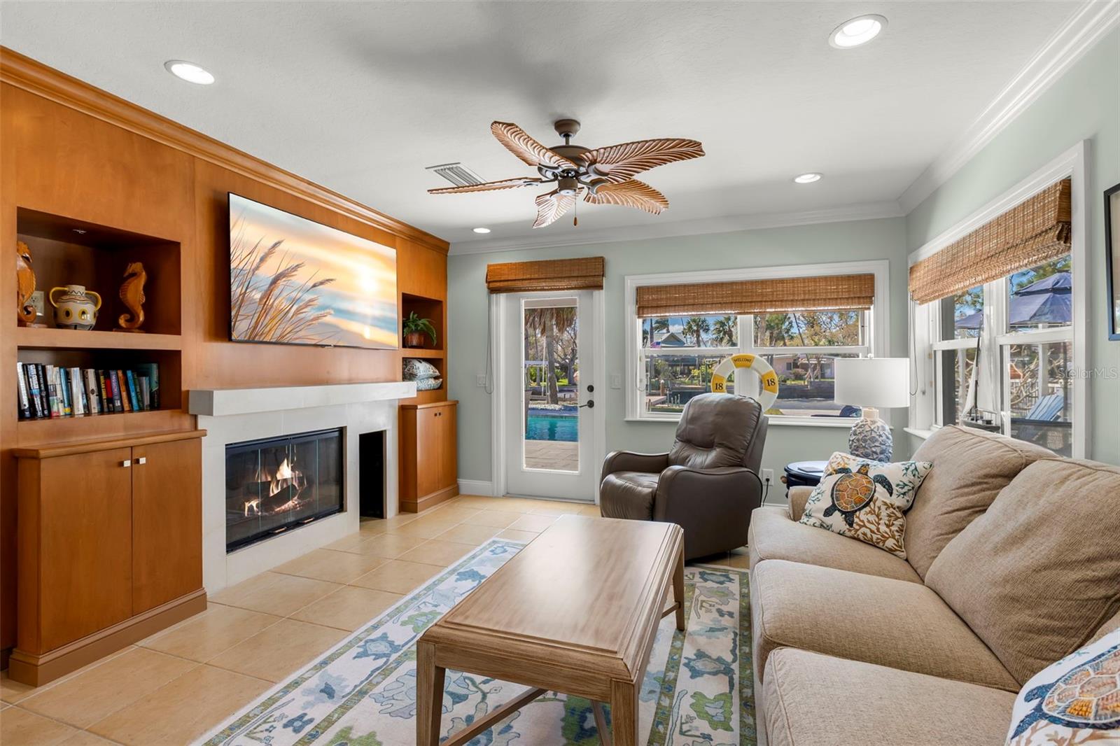 Listing photo id 22 for 101 Shore Drive