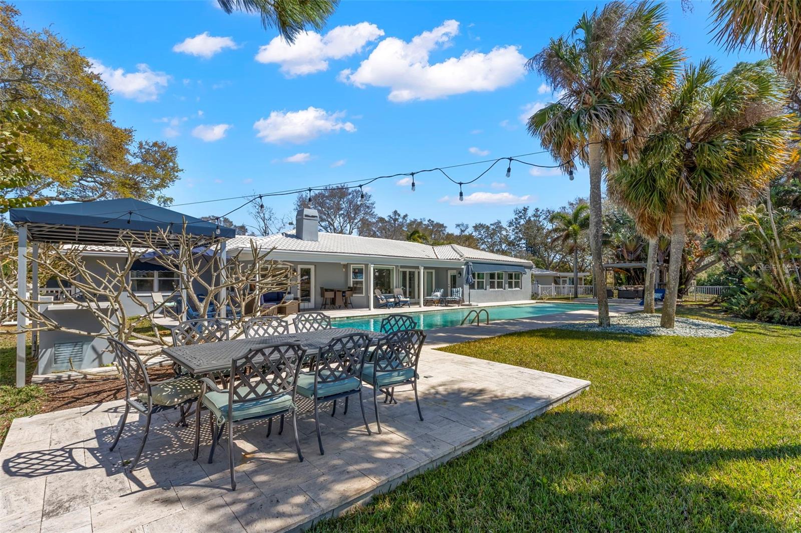 Listing photo id 54 for 101 Shore Drive