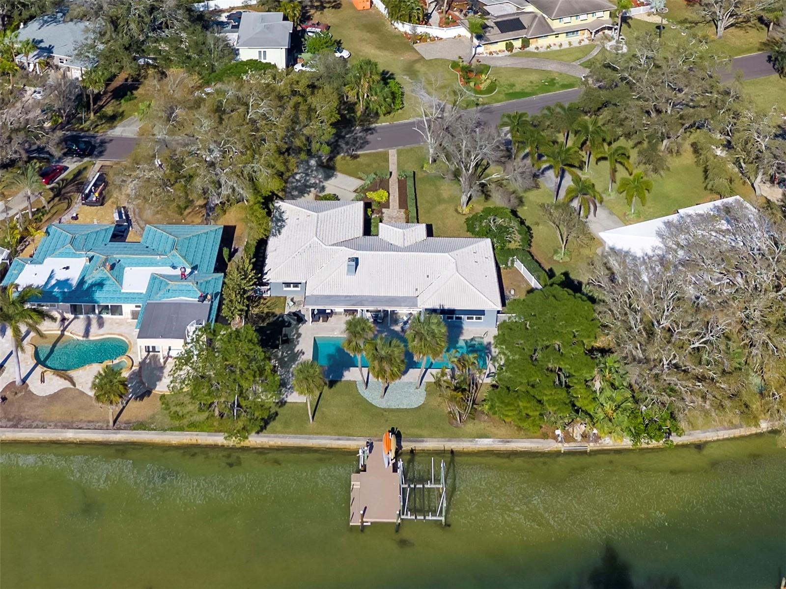 Listing photo id 65 for 101 Shore Drive