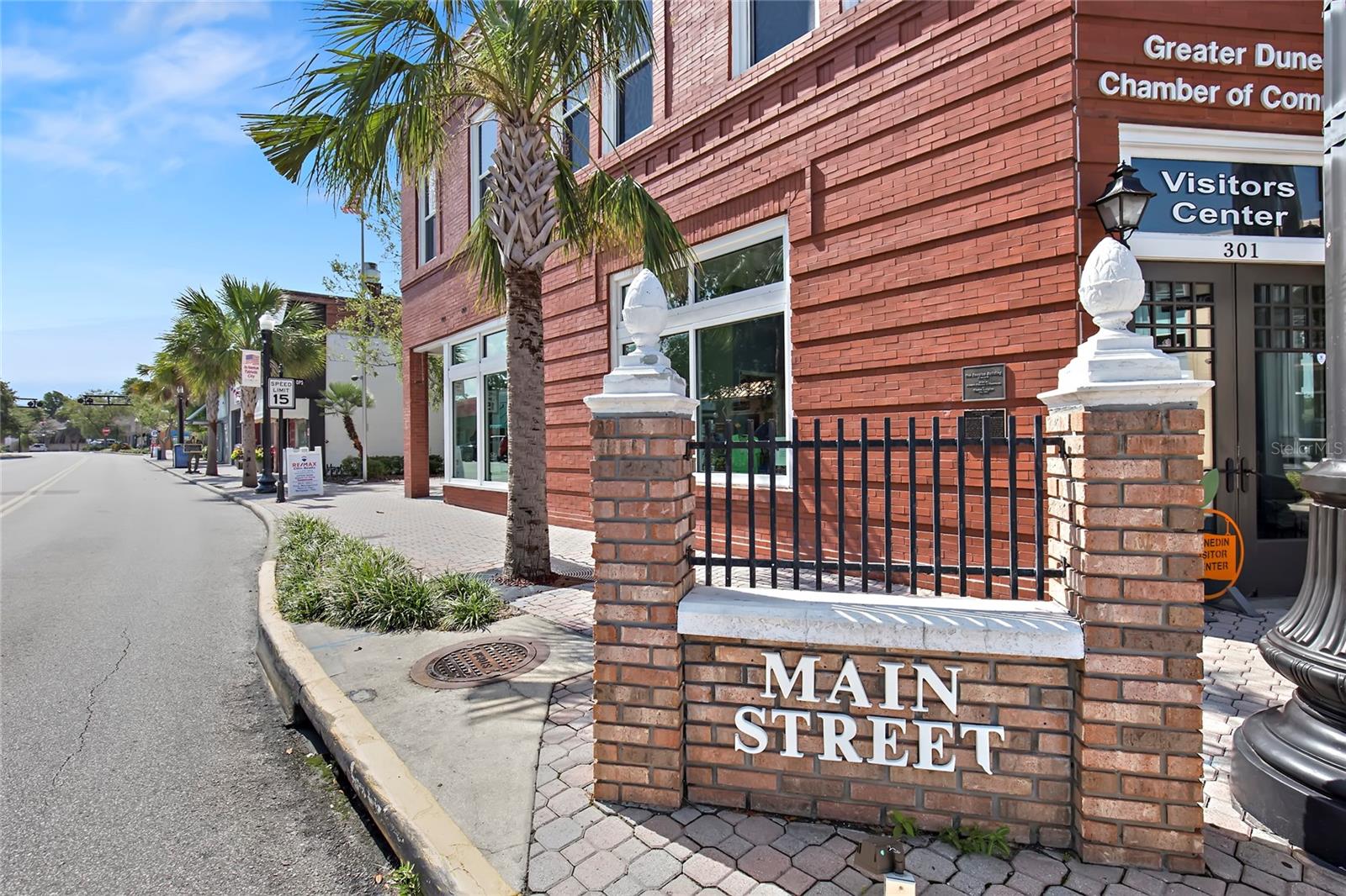 Listing photo id 71 for 101 Shore Drive