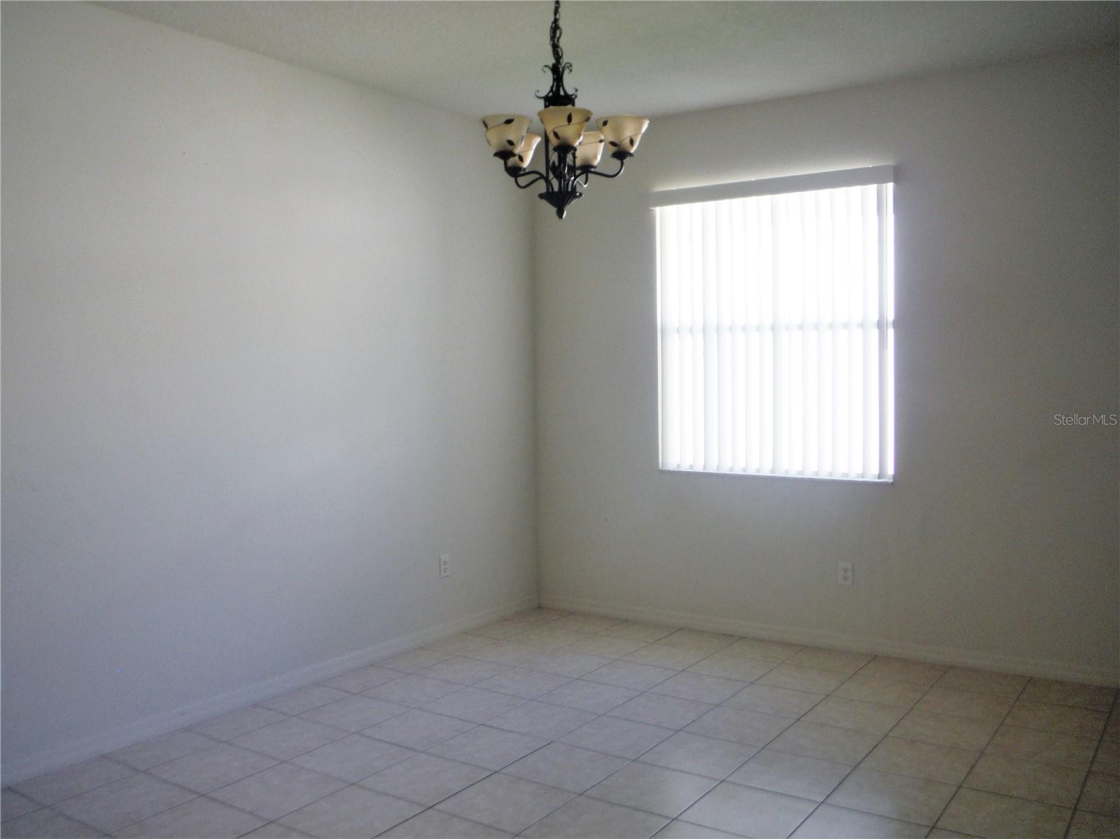 Image 5 of 13 For 403 Fern Gulley Drive