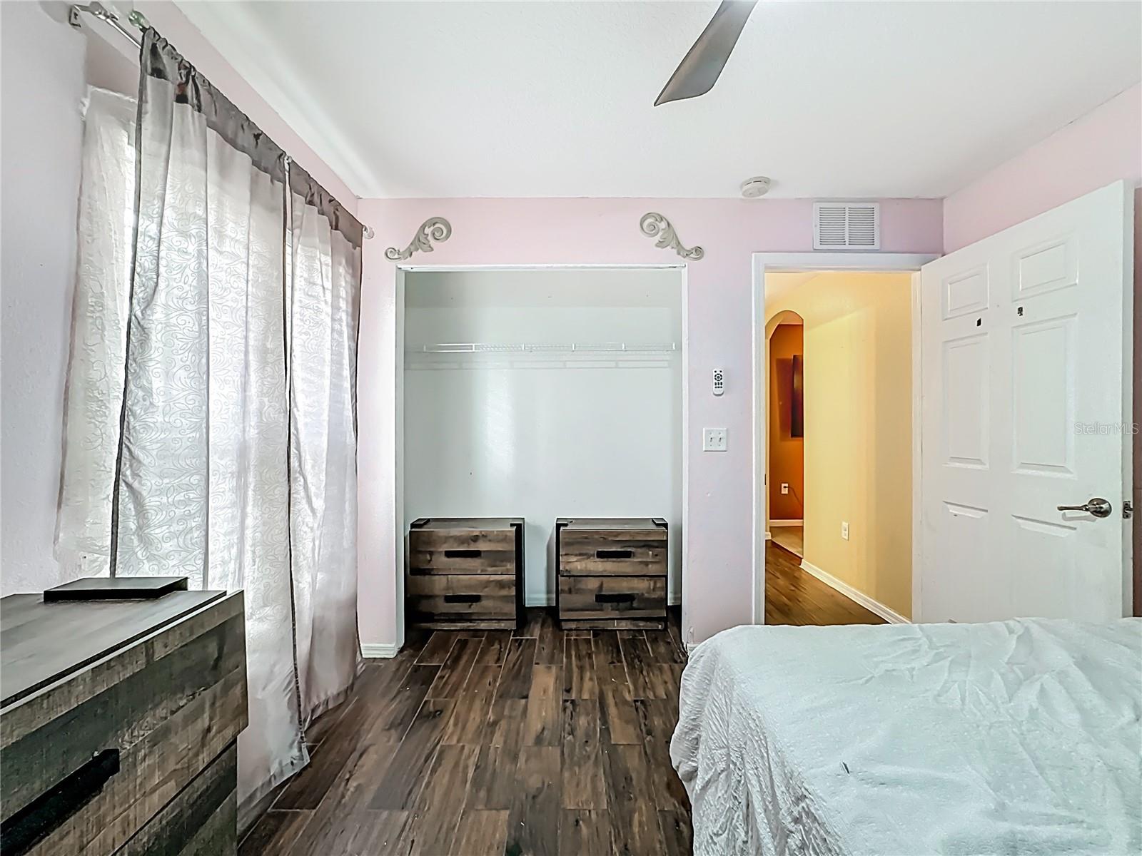 Image 27 of 41 For 11112 Hidden Breeze Drive