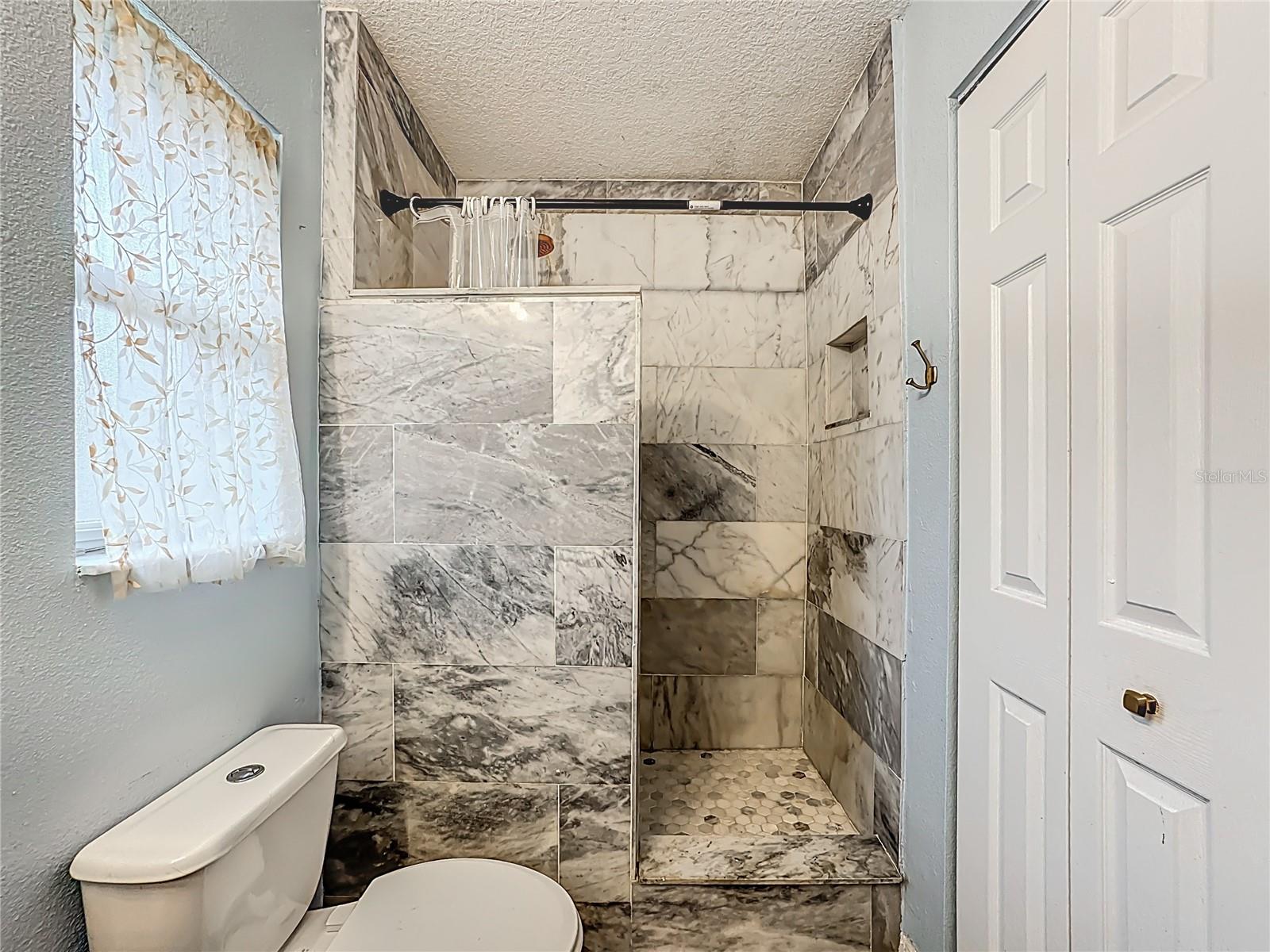 Image 29 of 41 For 11112 Hidden Breeze Drive