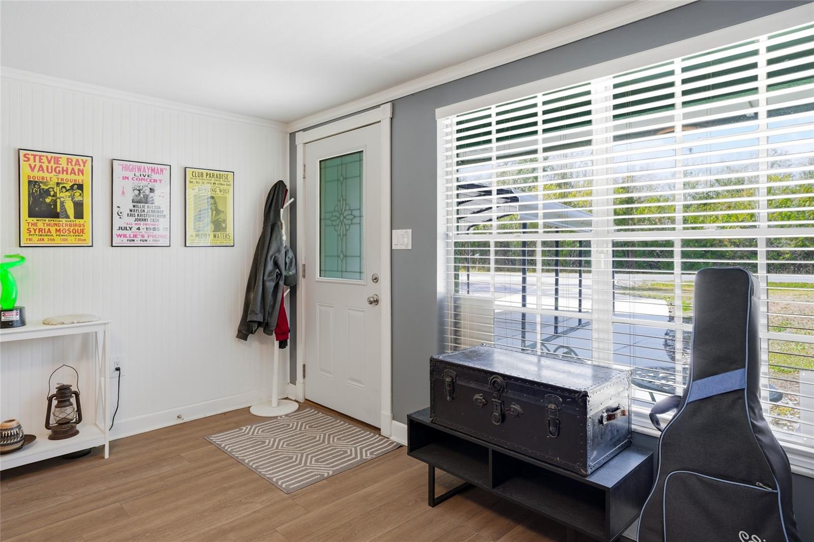 Image 5 of 38 For 4718 Alpine Road