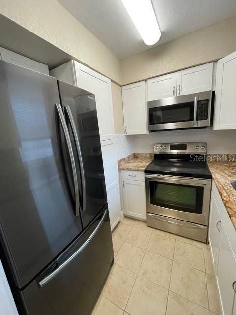 Image 7 of 14 For 200 Betty Lane 3e