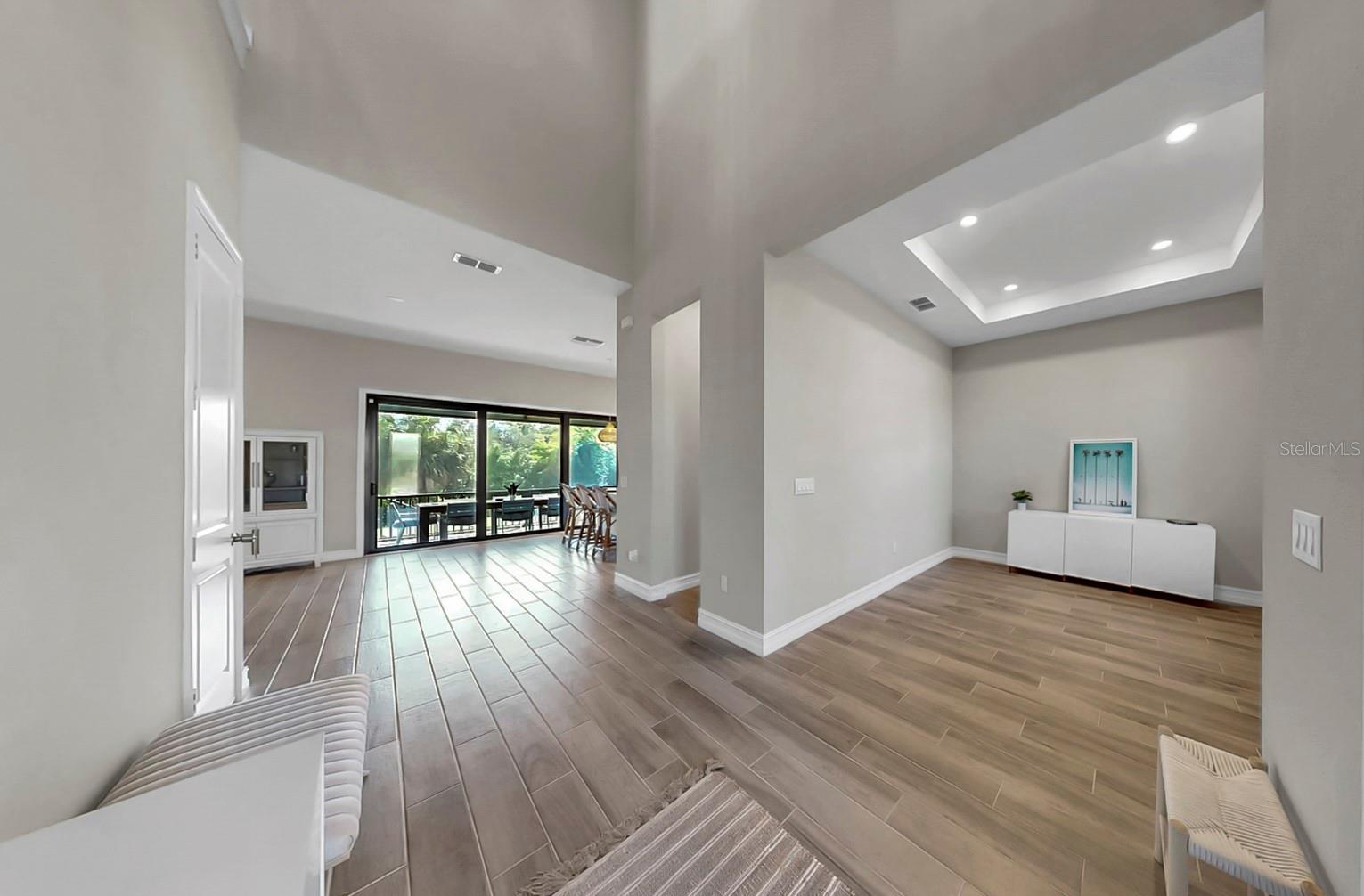 Image 17 of 51 For 2636 Yellow Sundial Loop