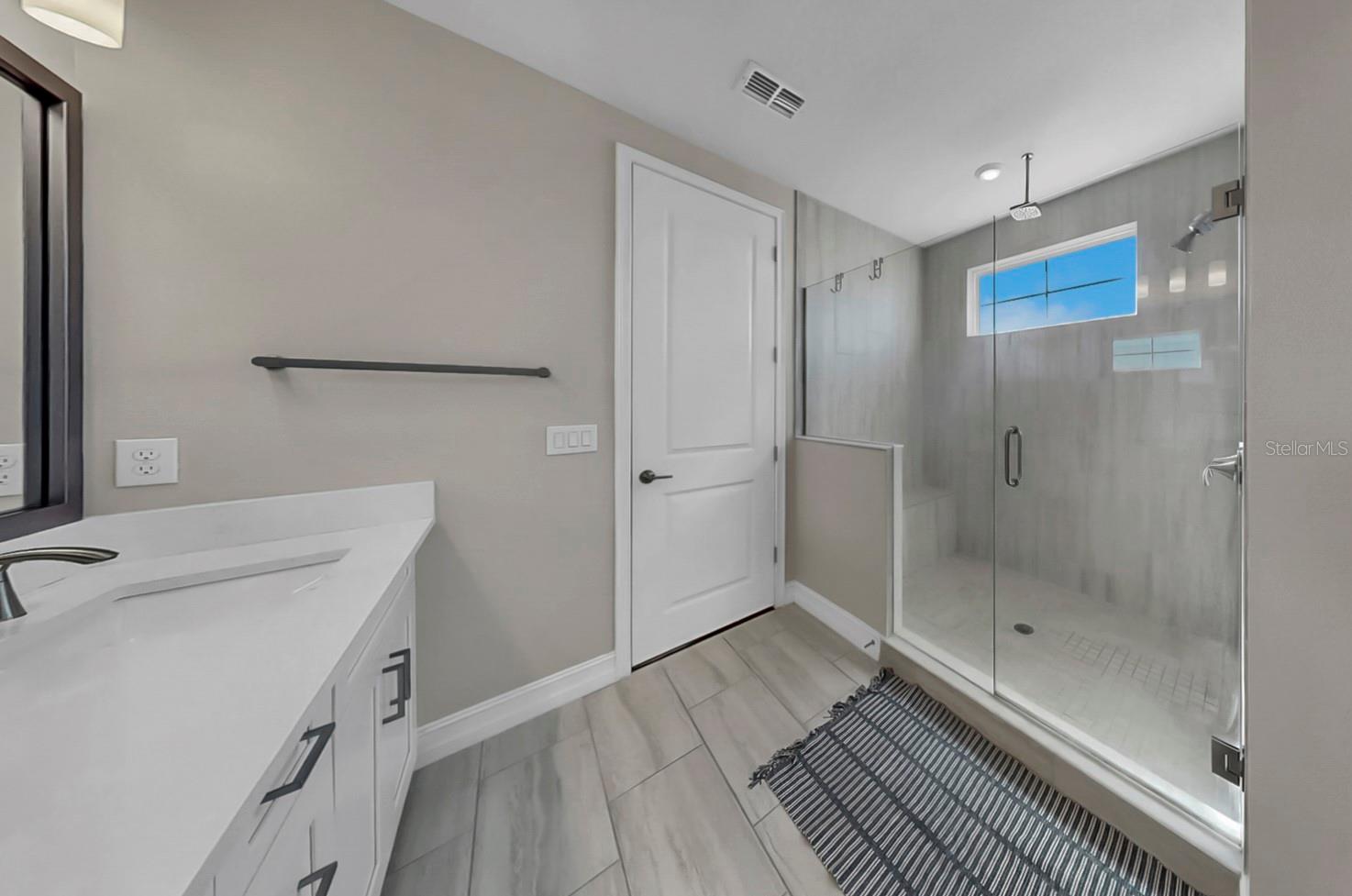 Image 26 of 51 For 2636 Yellow Sundial Loop