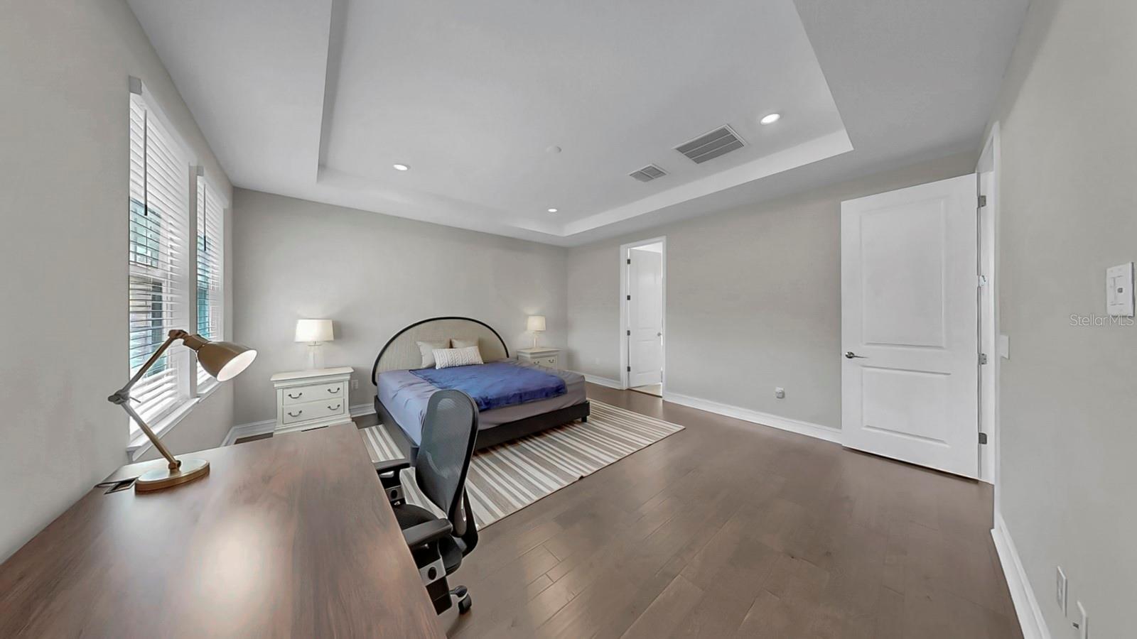 Image 30 of 51 For 2636 Yellow Sundial Loop