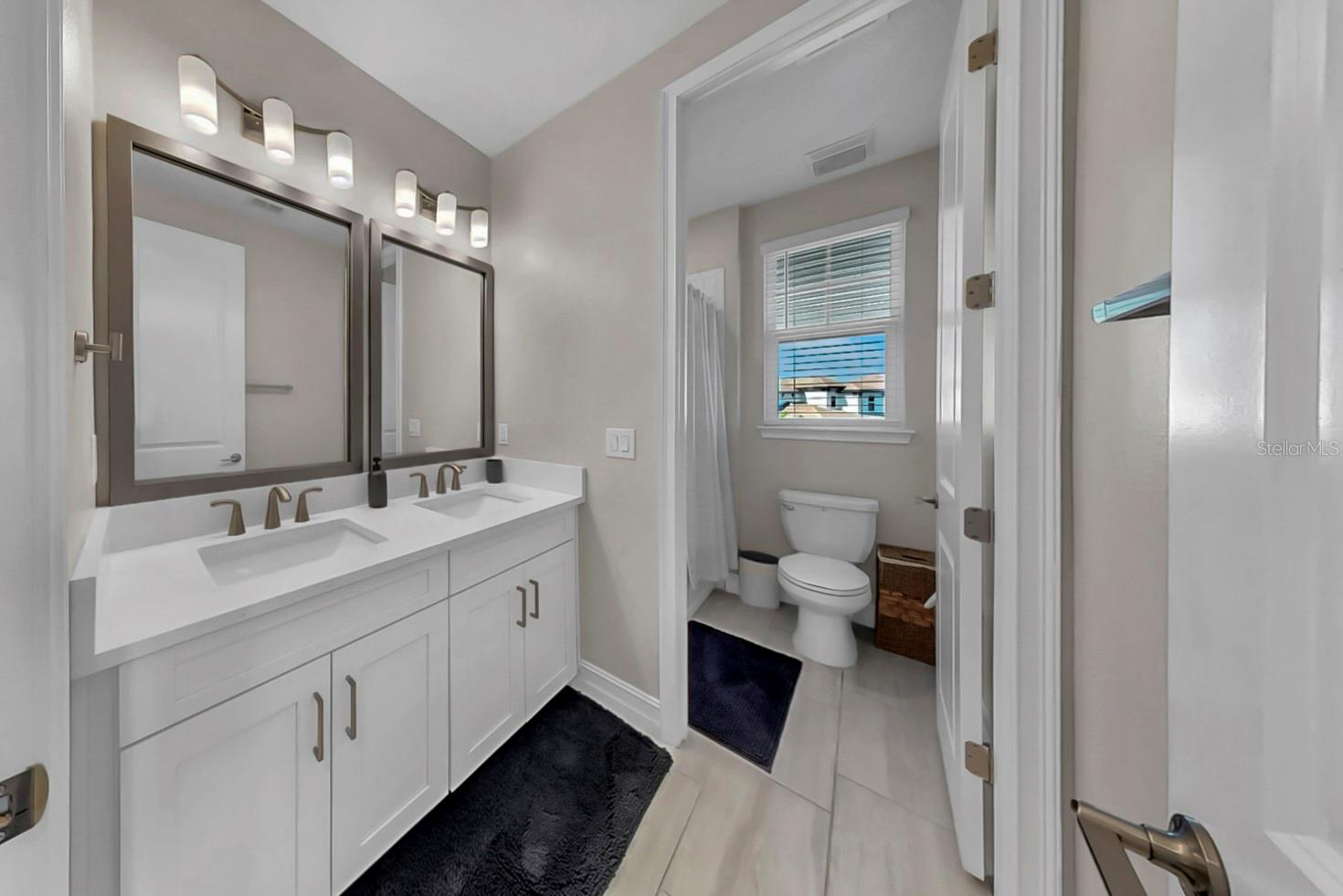 Image 33 of 51 For 2636 Yellow Sundial Loop