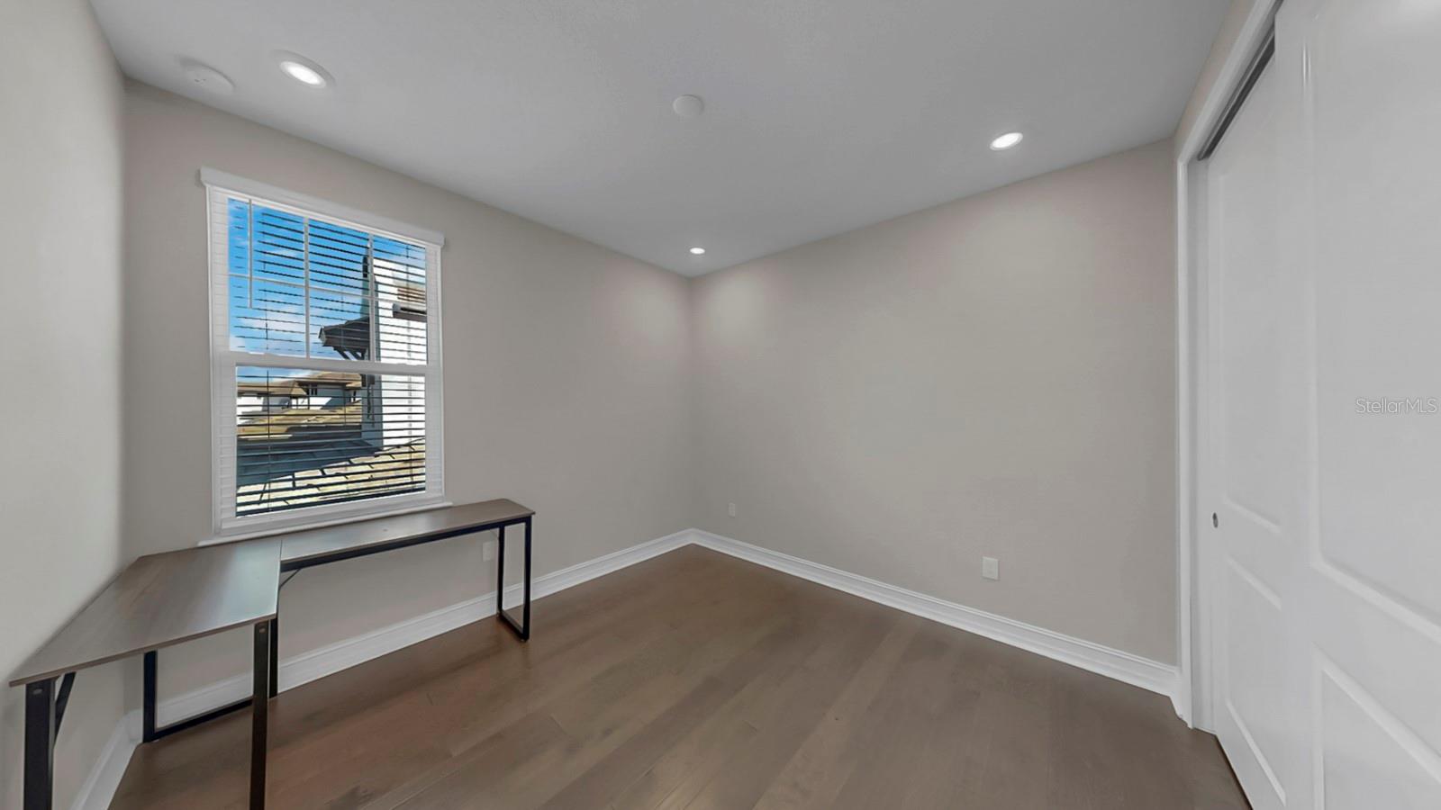 Image 35 of 51 For 2636 Yellow Sundial Loop