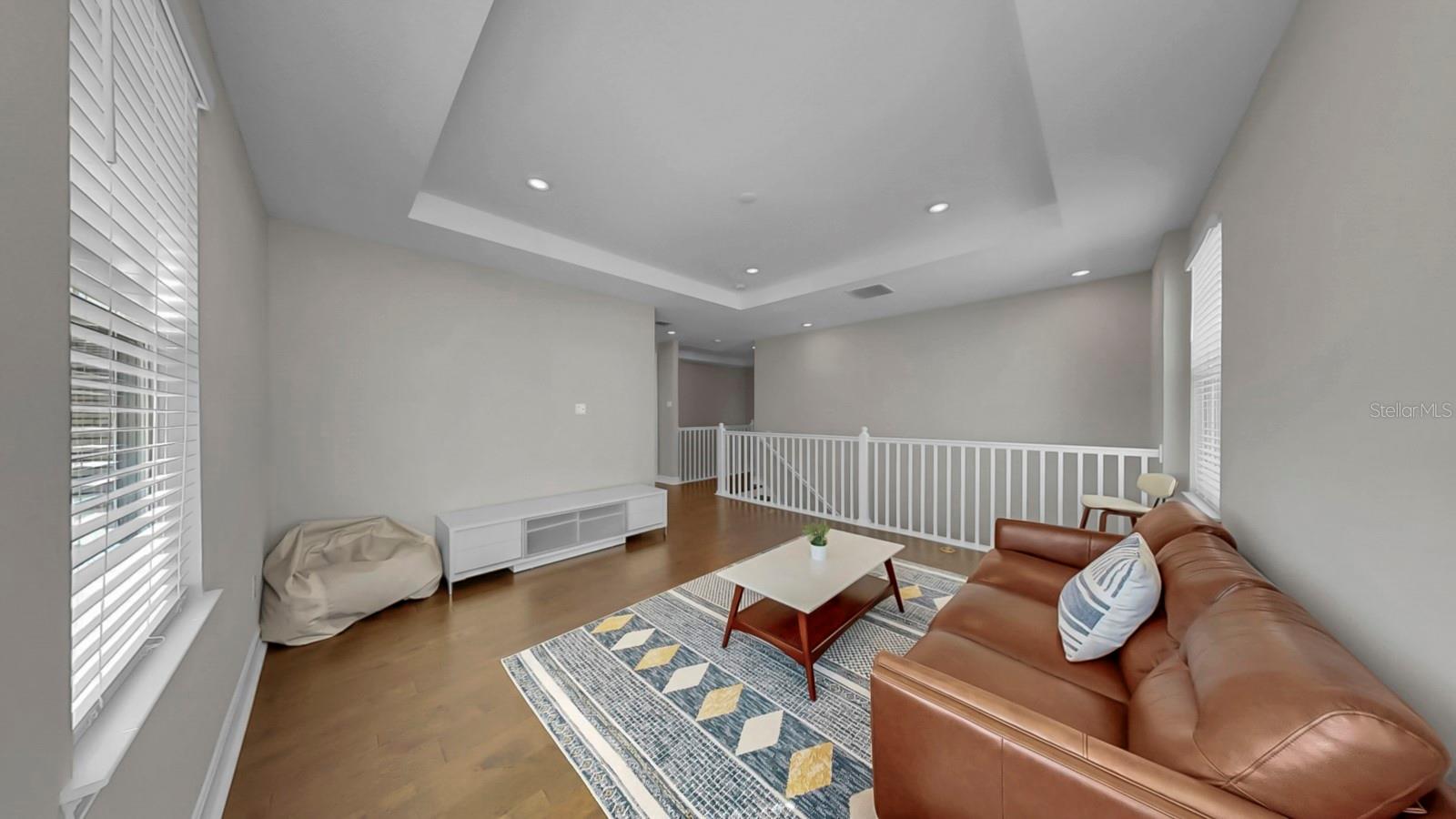 Image 37 of 51 For 2636 Yellow Sundial Loop