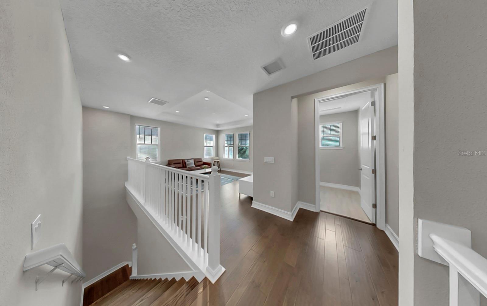 Image 39 of 51 For 2636 Yellow Sundial Loop