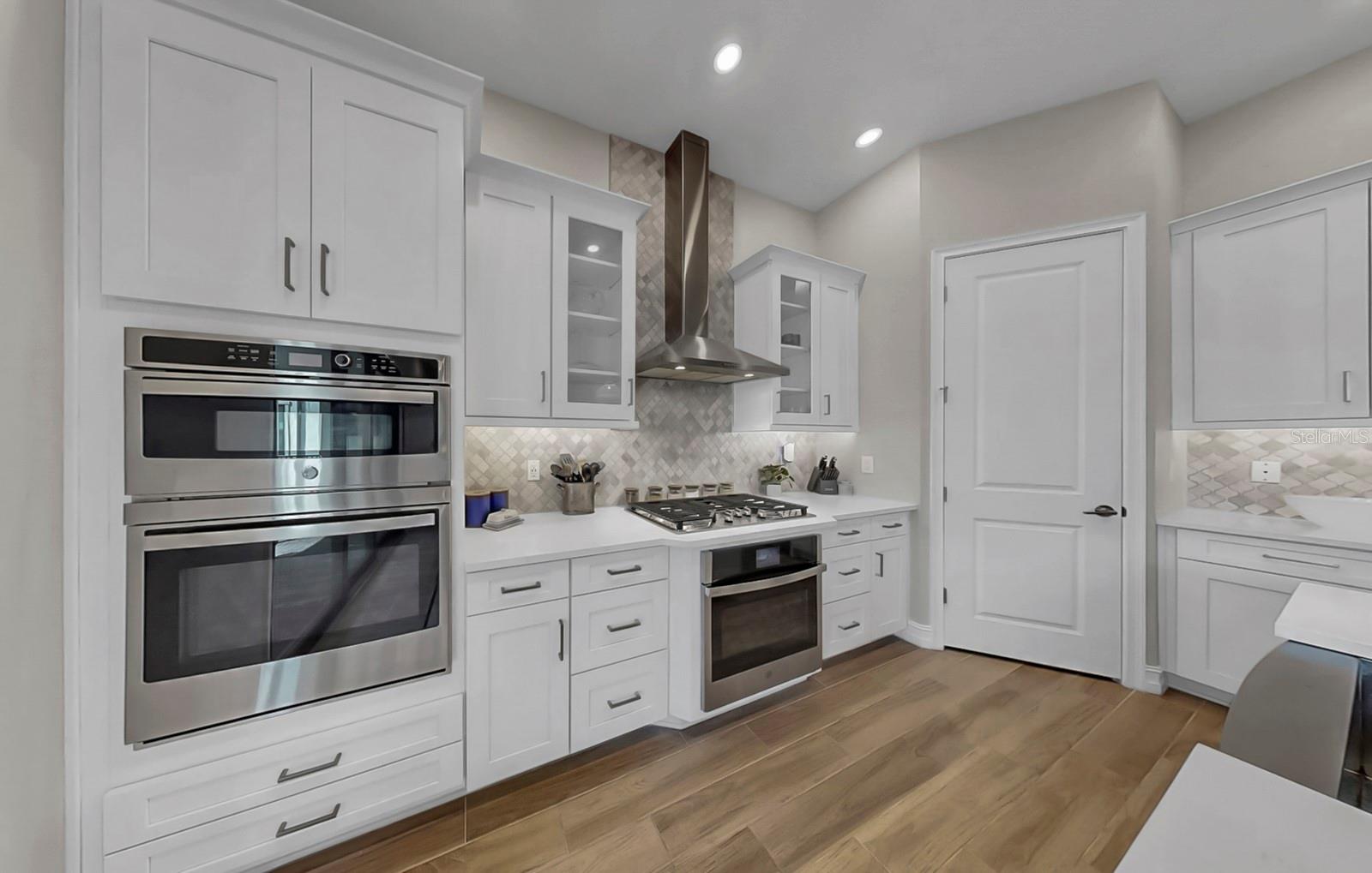 Image 6 of 51 For 2636 Yellow Sundial Loop