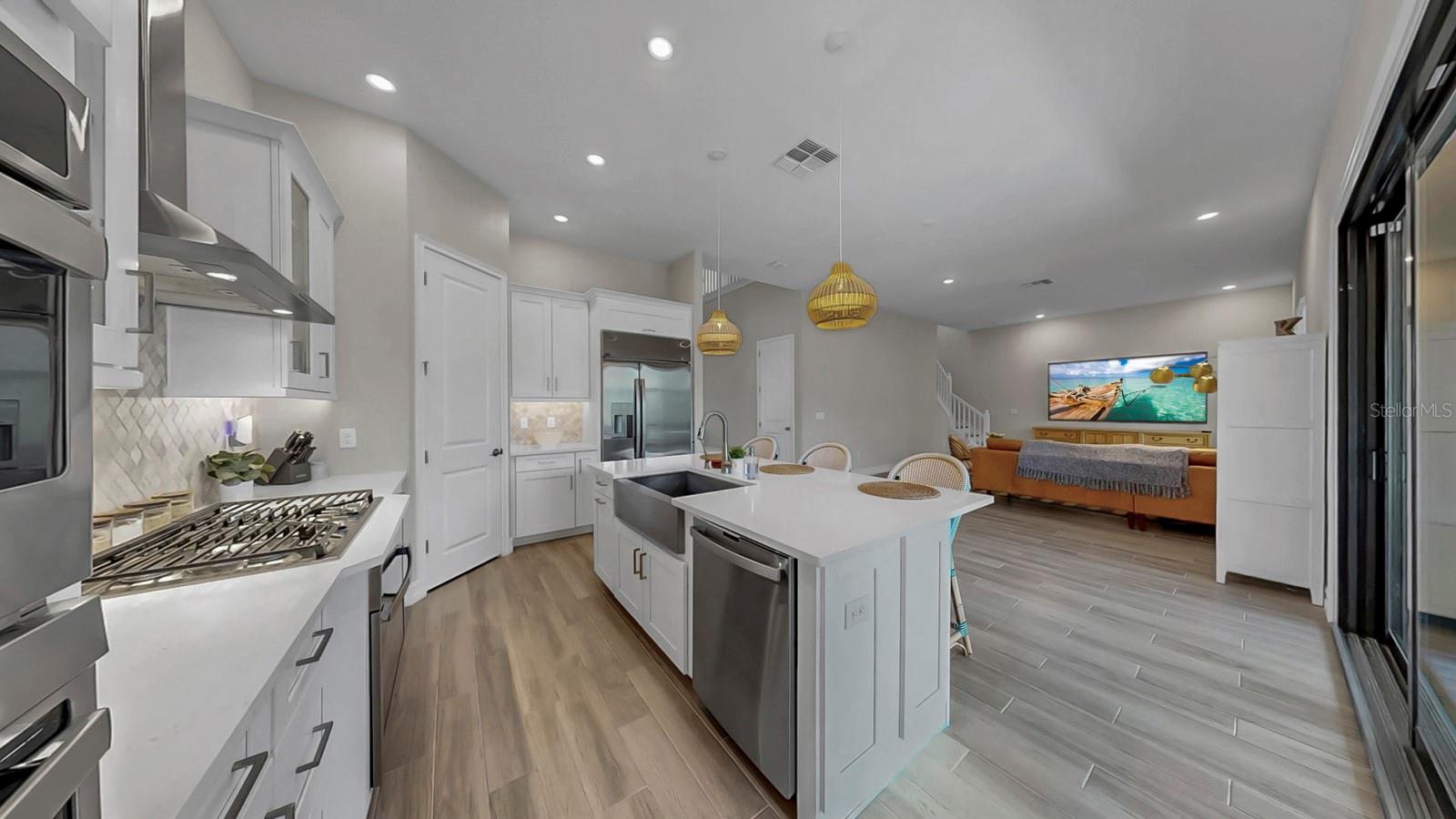 Image 9 of 51 For 2636 Yellow Sundial Loop