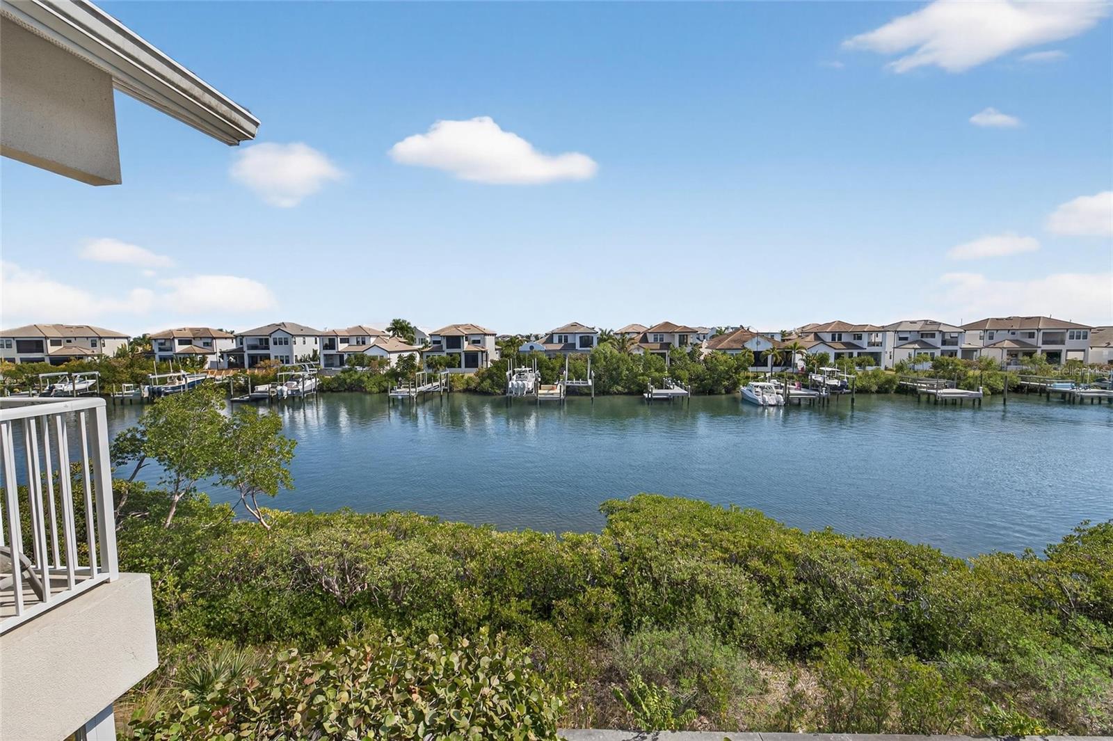 Image 35 of 88 For 577 Bahia Beach Boulevard