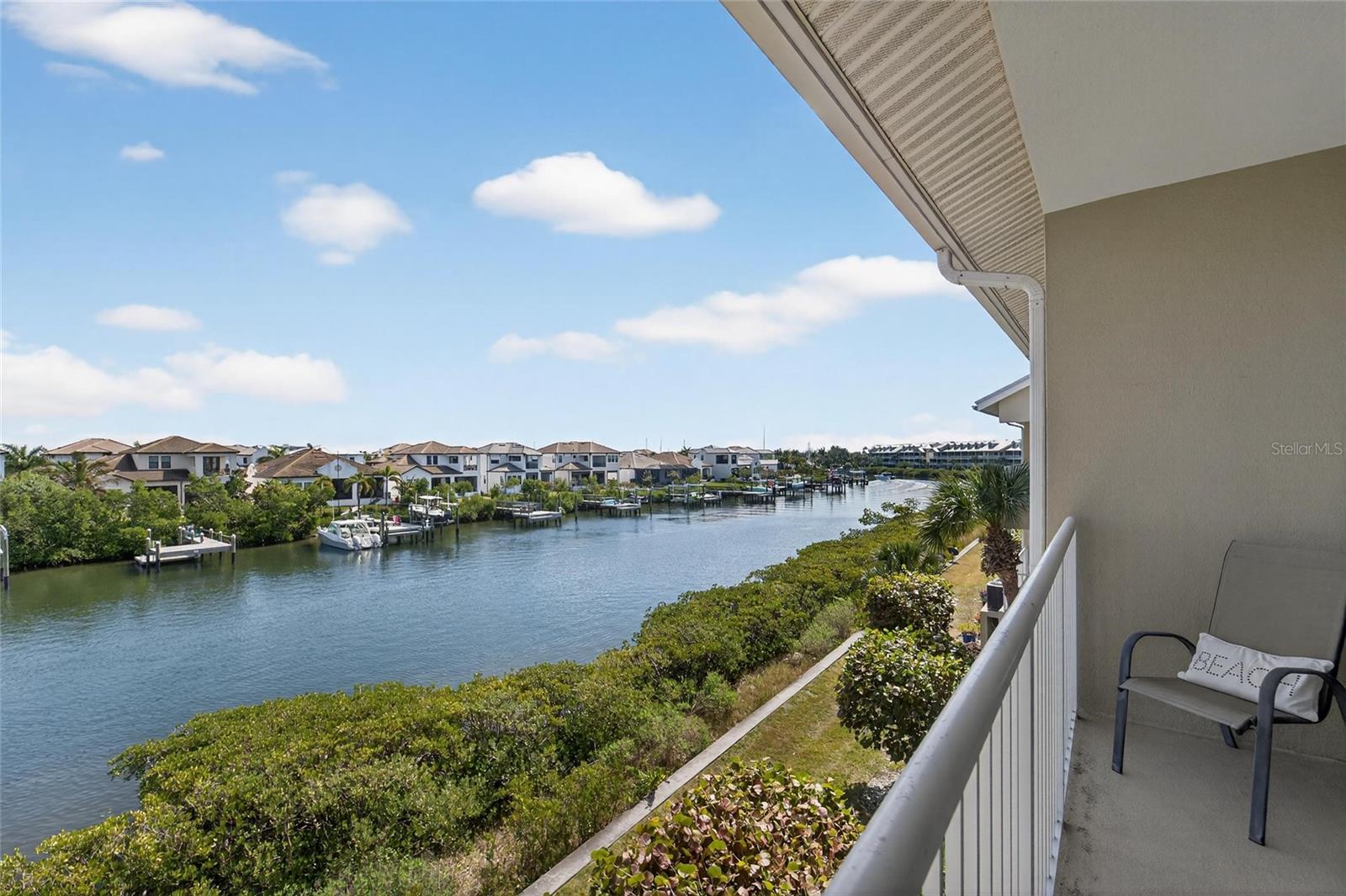 Image 36 of 88 For 577 Bahia Beach Boulevard