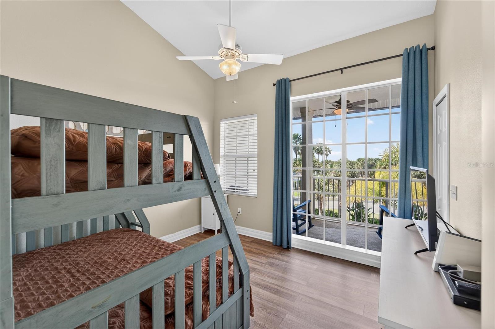 Image 37 of 88 For 577 Bahia Beach Boulevard