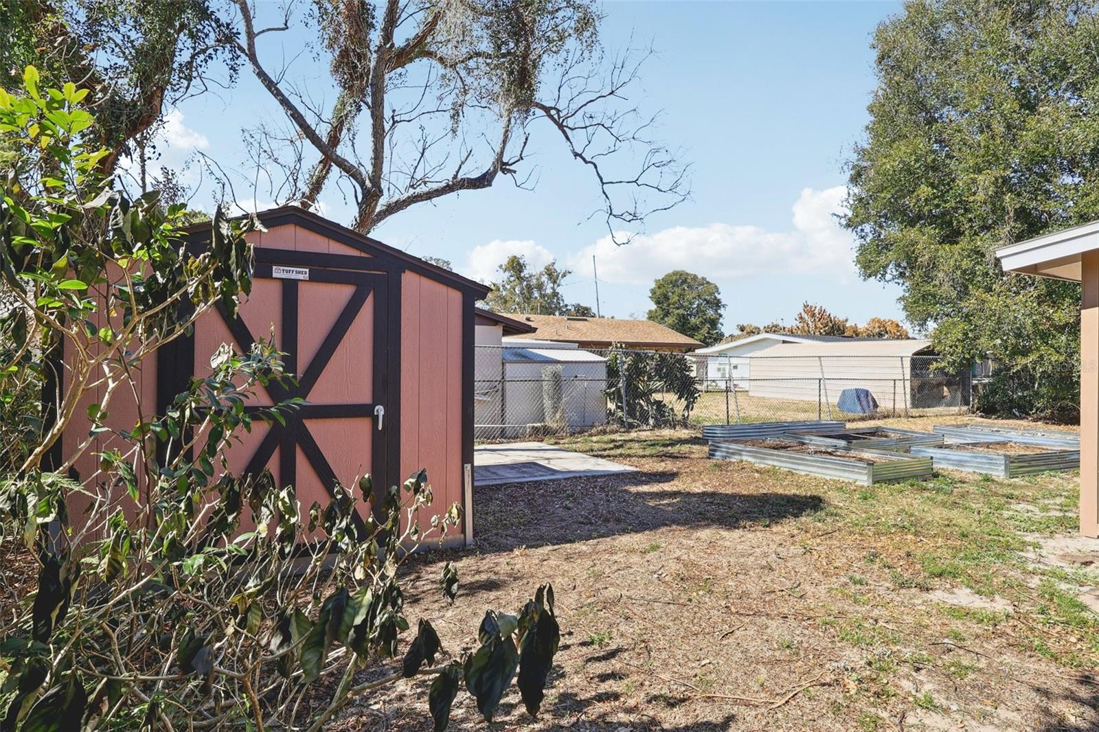 Image 18 of 23 For 713 Crestwood Drive