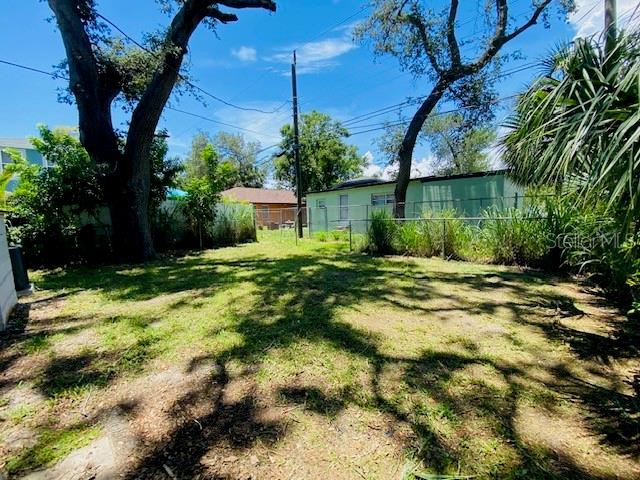 Image 6 of 36 For 2511 10th Avenue S