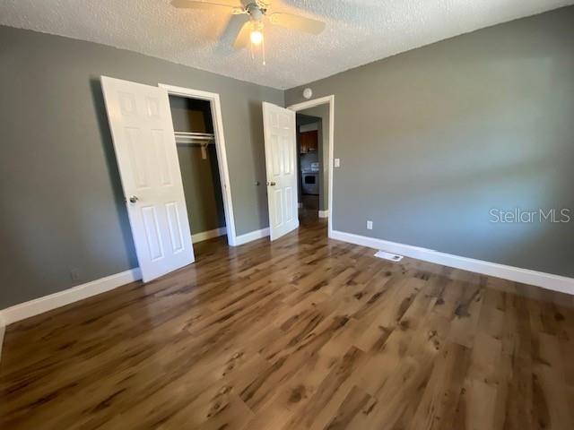 Image 8 of 36 For 2511 10th Avenue S