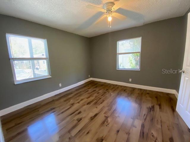 Image 9 of 36 For 2511 10th Avenue S