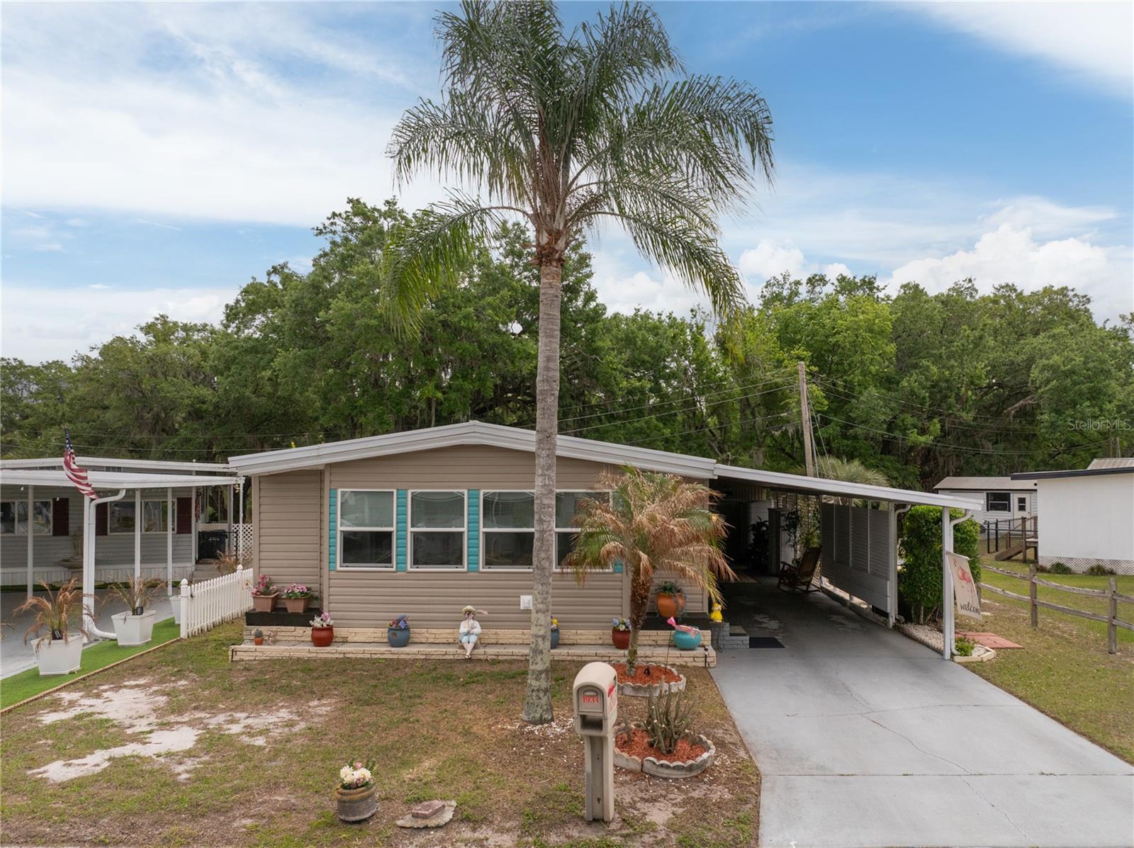 Details for 1934 Blue Lake Drive, LAKELAND, FL 33801