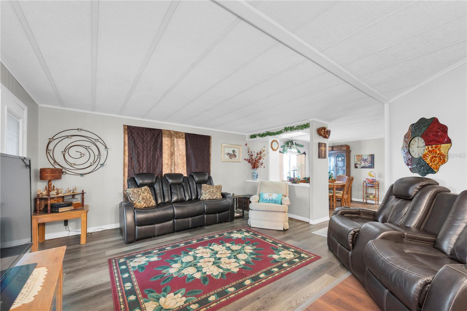 Image 2 of 44 For 1934 Blue Lake Drive