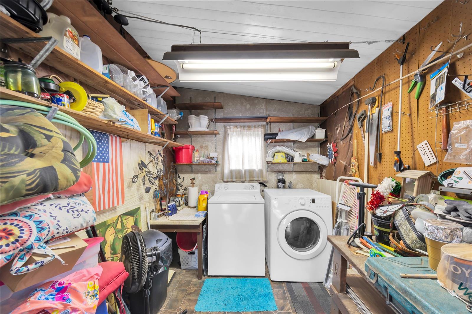 Image 24 of 44 For 1934 Blue Lake Drive