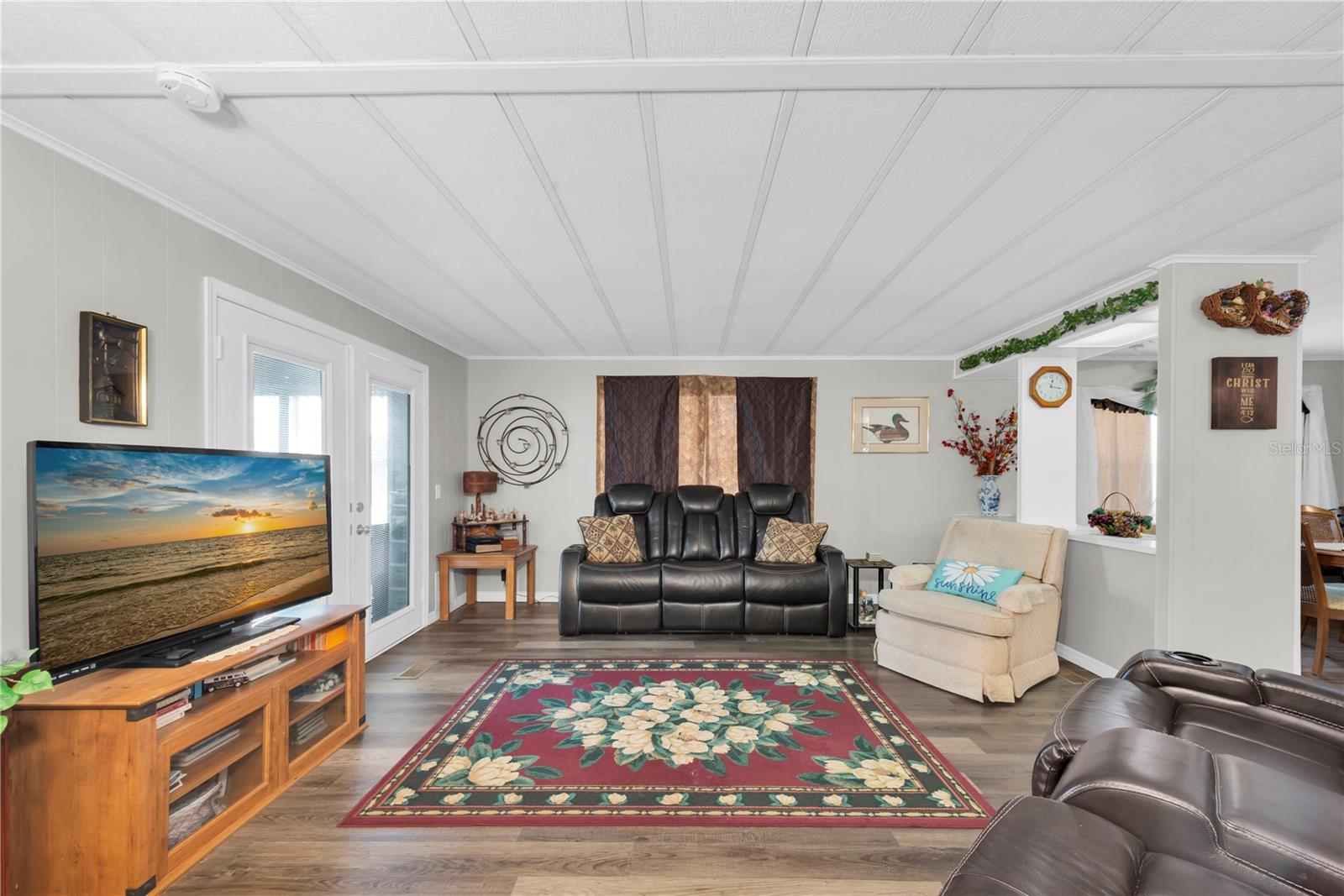 Image 3 of 44 For 1934 Blue Lake Drive