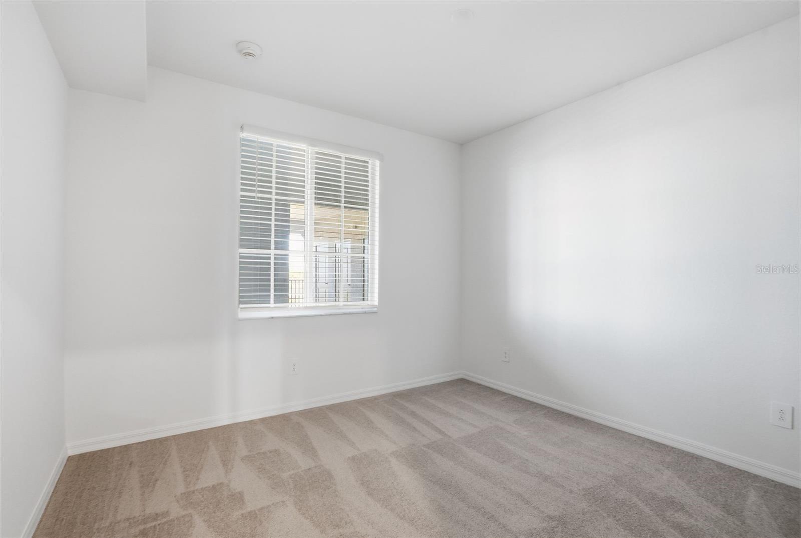 Image 13 of 20 For 17570 Opal Sand Drive 304