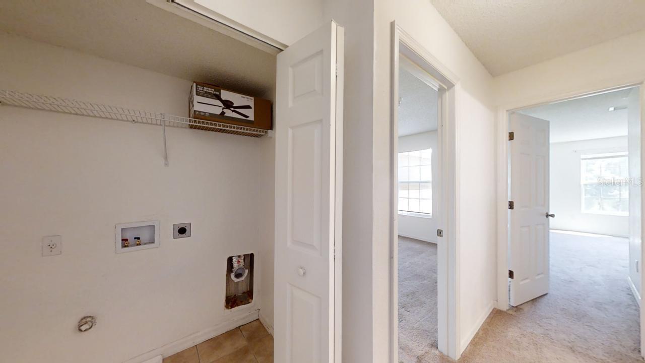 Image 14 of 24 For 4121 Winding River Way