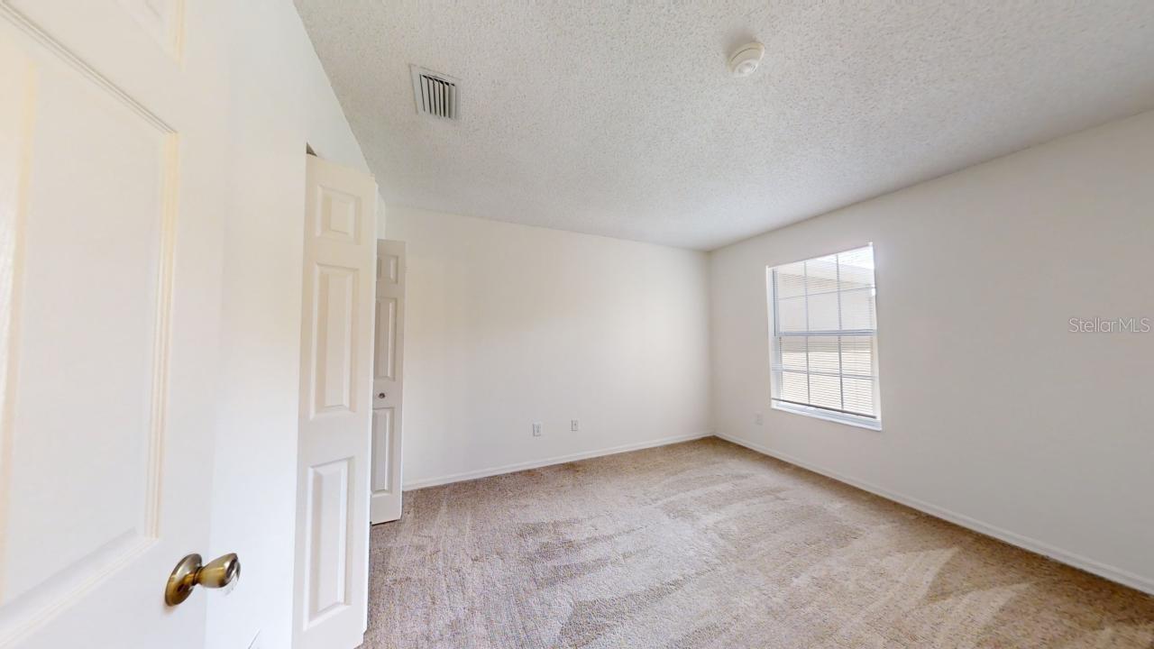 Image 16 of 24 For 4121 Winding River Way