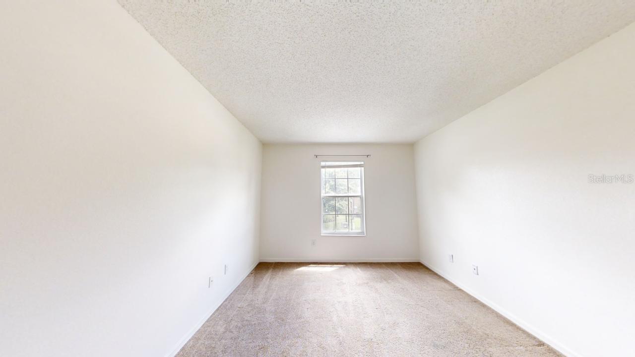 Image 17 of 24 For 4121 Winding River Way