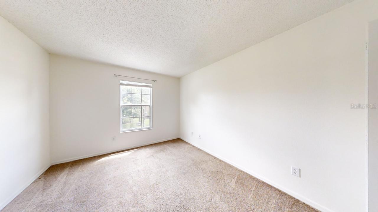 Image 18 of 24 For 4121 Winding River Way