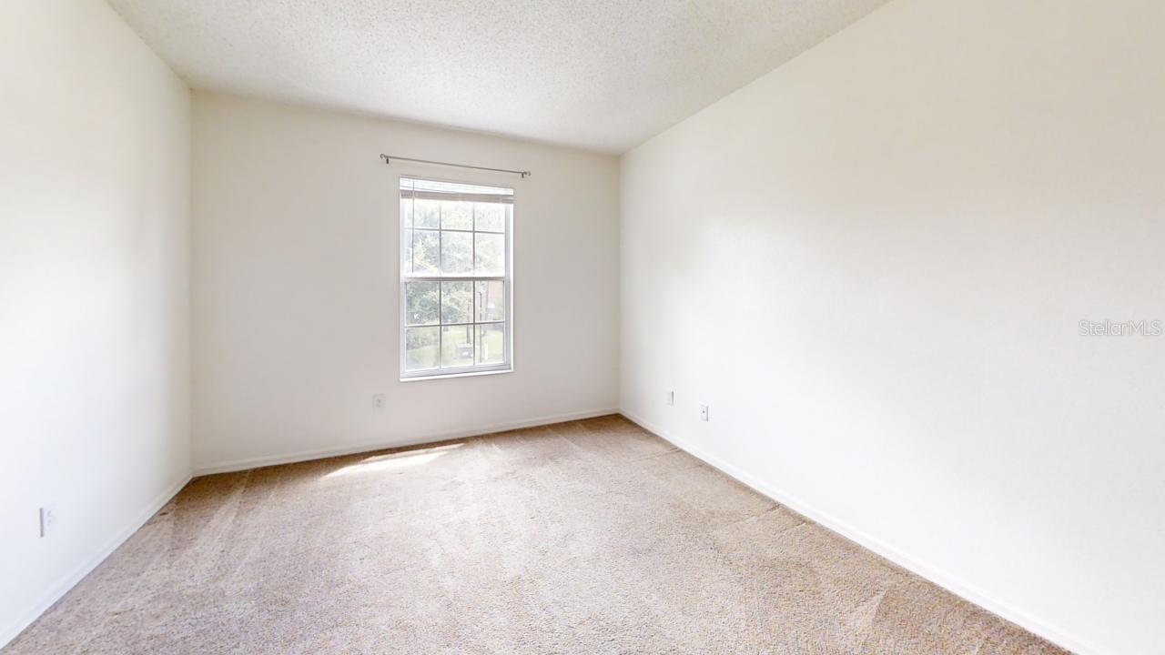 Image 21 of 24 For 4121 Winding River Way