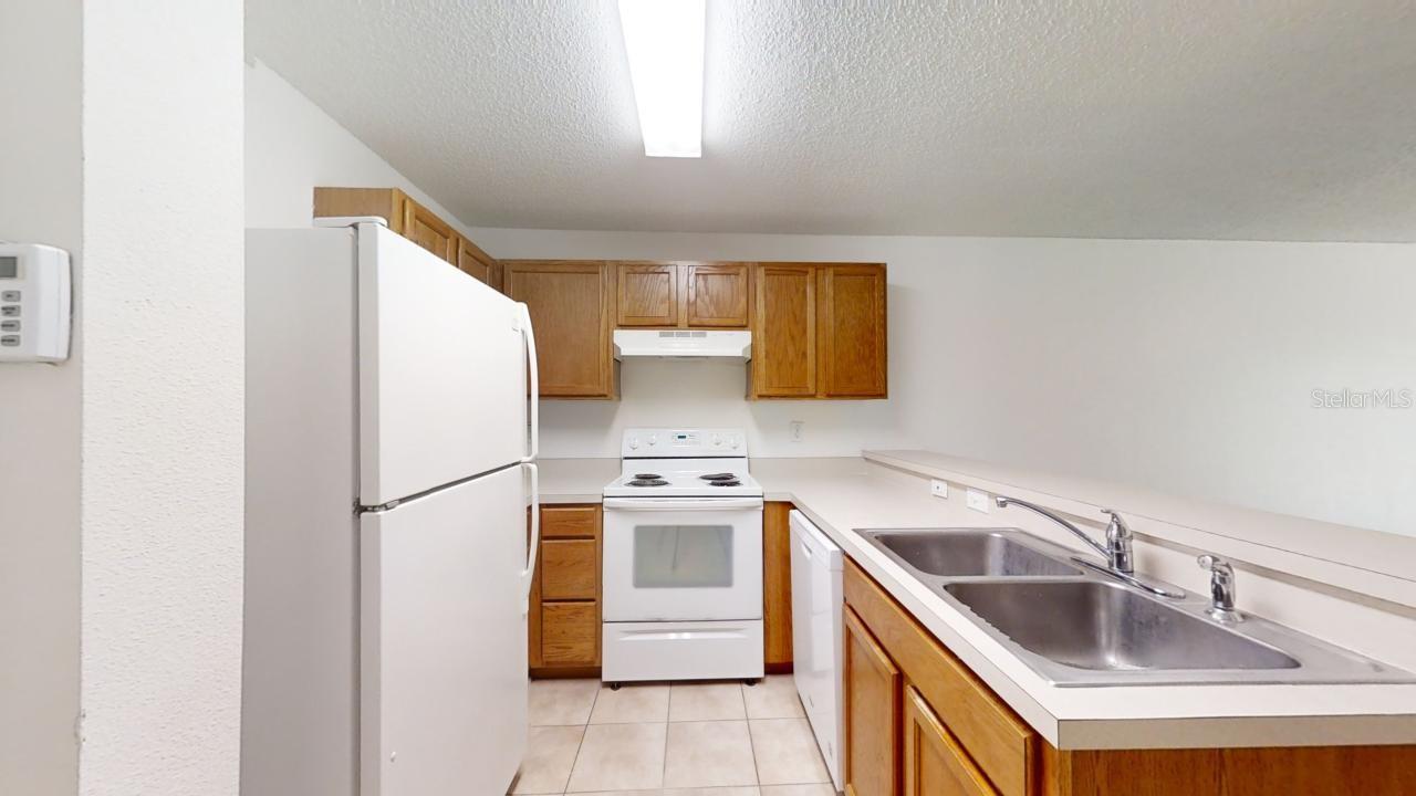 Image 3 of 24 For 4121 Winding River Way